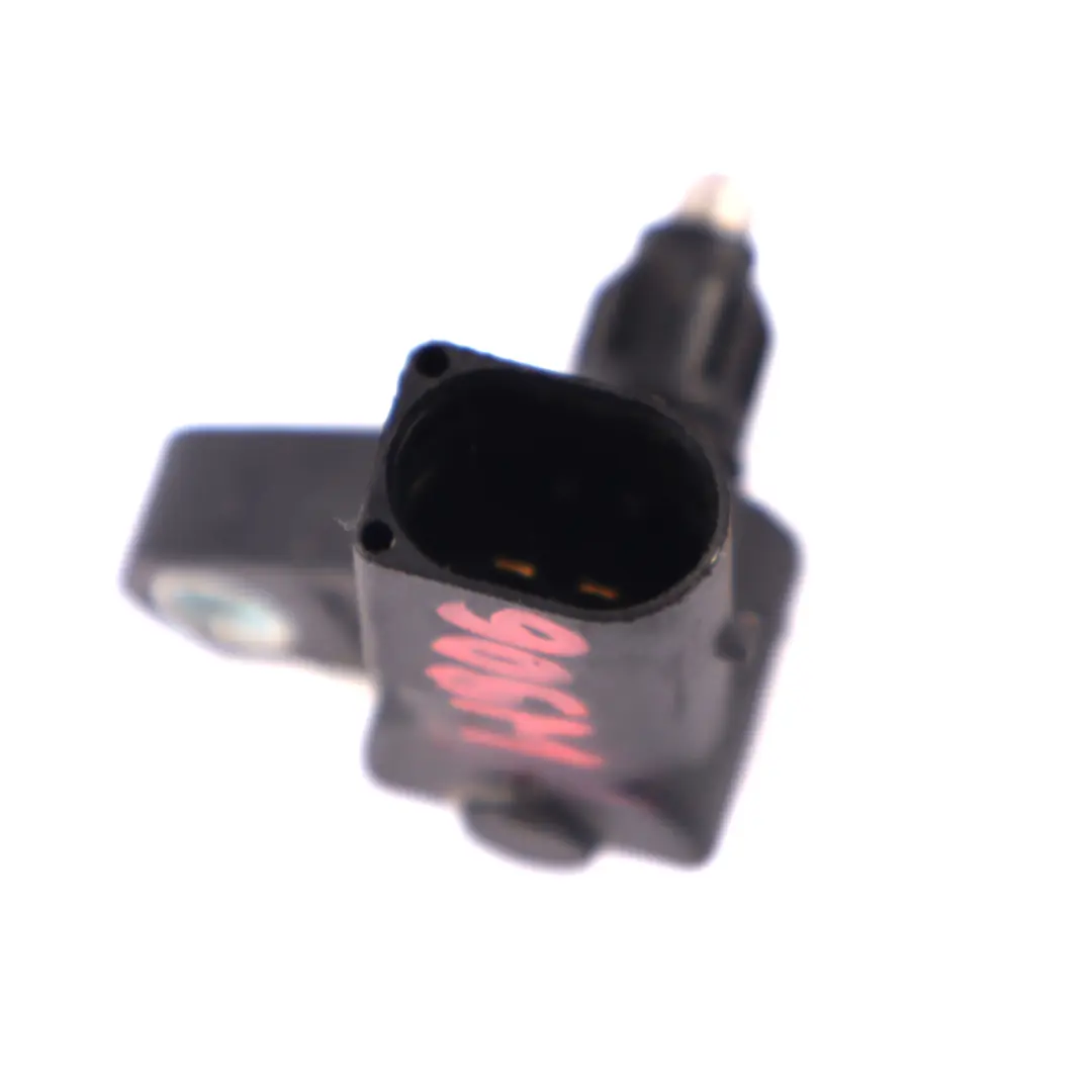 Cambio Manuale Interruttore Luce Retromarcia per Mercedes Sprinter W906 con numero di parte A0015456109 Mercedes Sprinter W906 Cambio Manuale Interruttore Luce Retromarcia - SKU A0015456109 - Numero di parte A0015456109