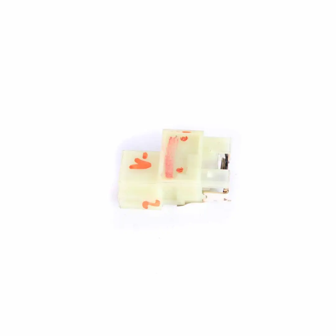 Mercedes W169 W211 Interruptor Luz Pedal Freno Estacionamiento - SKU A0015456709-1 - Número de pieza A0015456709