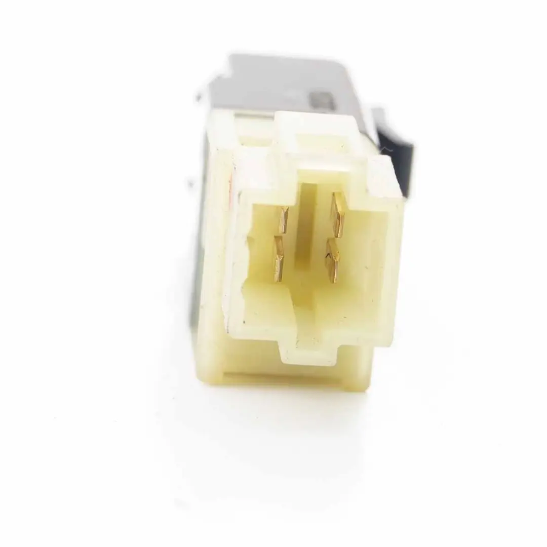 Pedalsensor Mercedes W169 W211 Feststellbremse Bremslichtschalter für mit Teilenummer A0015456709 Pedalsensor Mercedes W169 W211 Feststellbremse Bremslichtschalter - SKU A0015456709 - Teilenummer A0015456709