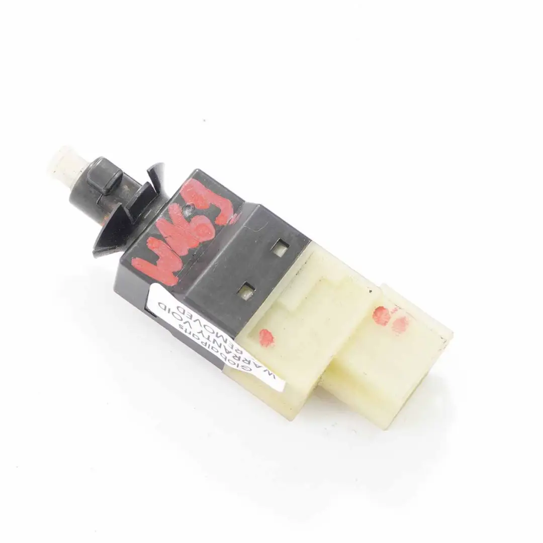 Pedal Sensor Mercedes W169 W211 Parking Brake Stop Light Switch to with Part number A0015456709 Pedal Sensor Mercedes W169 W211 Parking Brake Stop Light Switch - SKU A0015456709 - Part number A0015456709