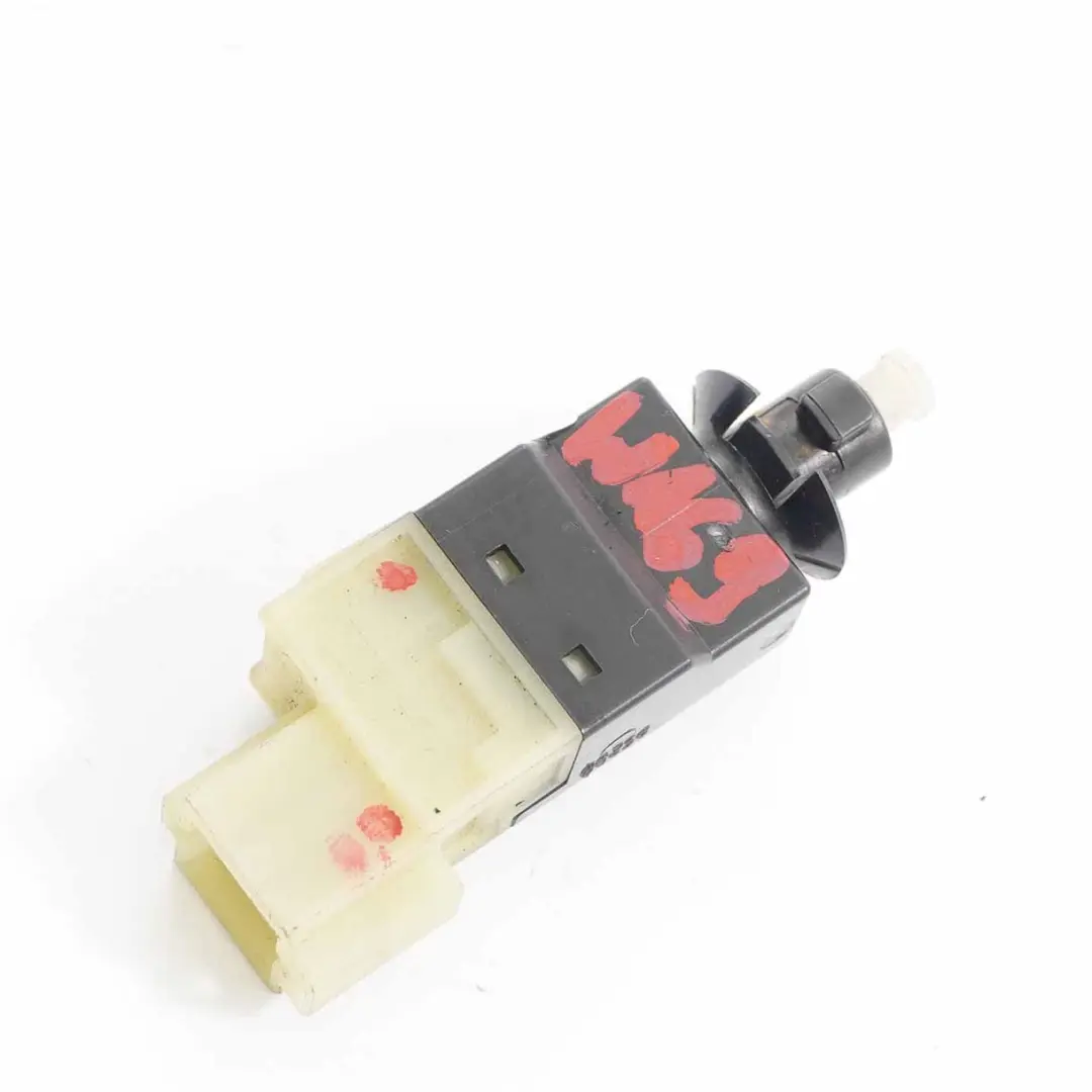 Pedal Sensor Mercedes W169 W211 Parking Brake Stop Light Switch to with Part number A0015456709 Pedal Sensor Mercedes W169 W211 Parking Brake Stop Light Switch - SKU A0015456709 - Part number A0015456709