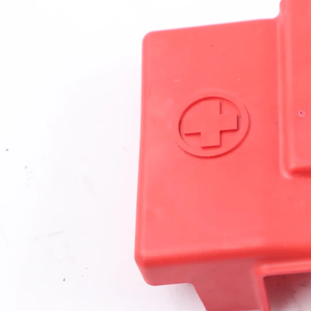  Batterie Abdeckung Mercedes W906 Batterie Pluspol Abdeckung Rot - SKU A0015467435 - Teilenummer A0015467435
