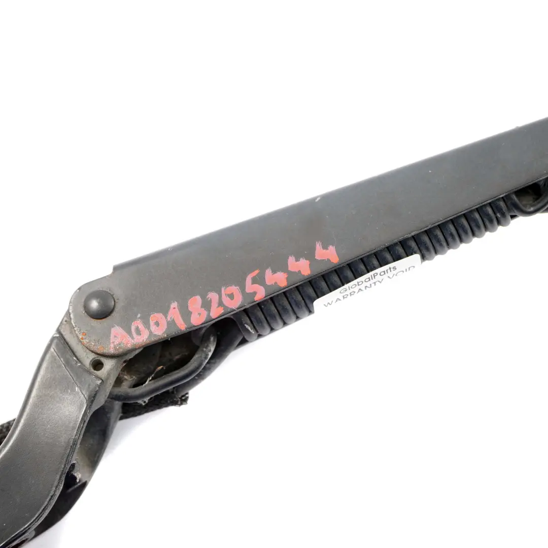 Windshield Wiper Windscreen Arm Left N/S A6398200744 to Mercedes Vito W639 with Part number A0018205444 Mercedes Vito W639 Windshield Wiper Windscreen Arm Left N/S A6398200744 - SKU A0018205444 - Part number A0018205444