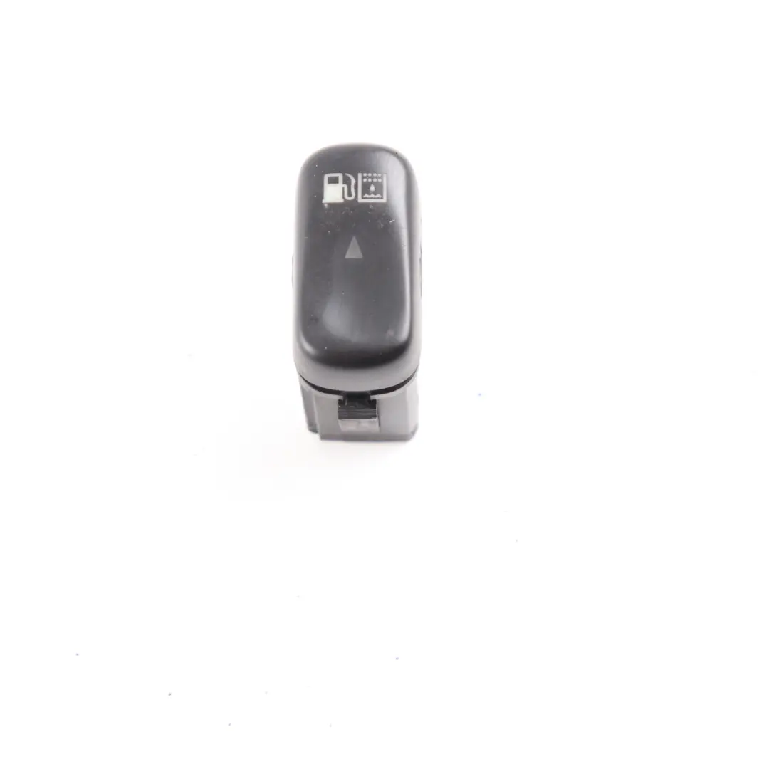 Mercedes W638 W901 W902 W903 Przycisk Otwierania Wlewu Paliwa - SKU A0018208601 - Numer Części A0018208601