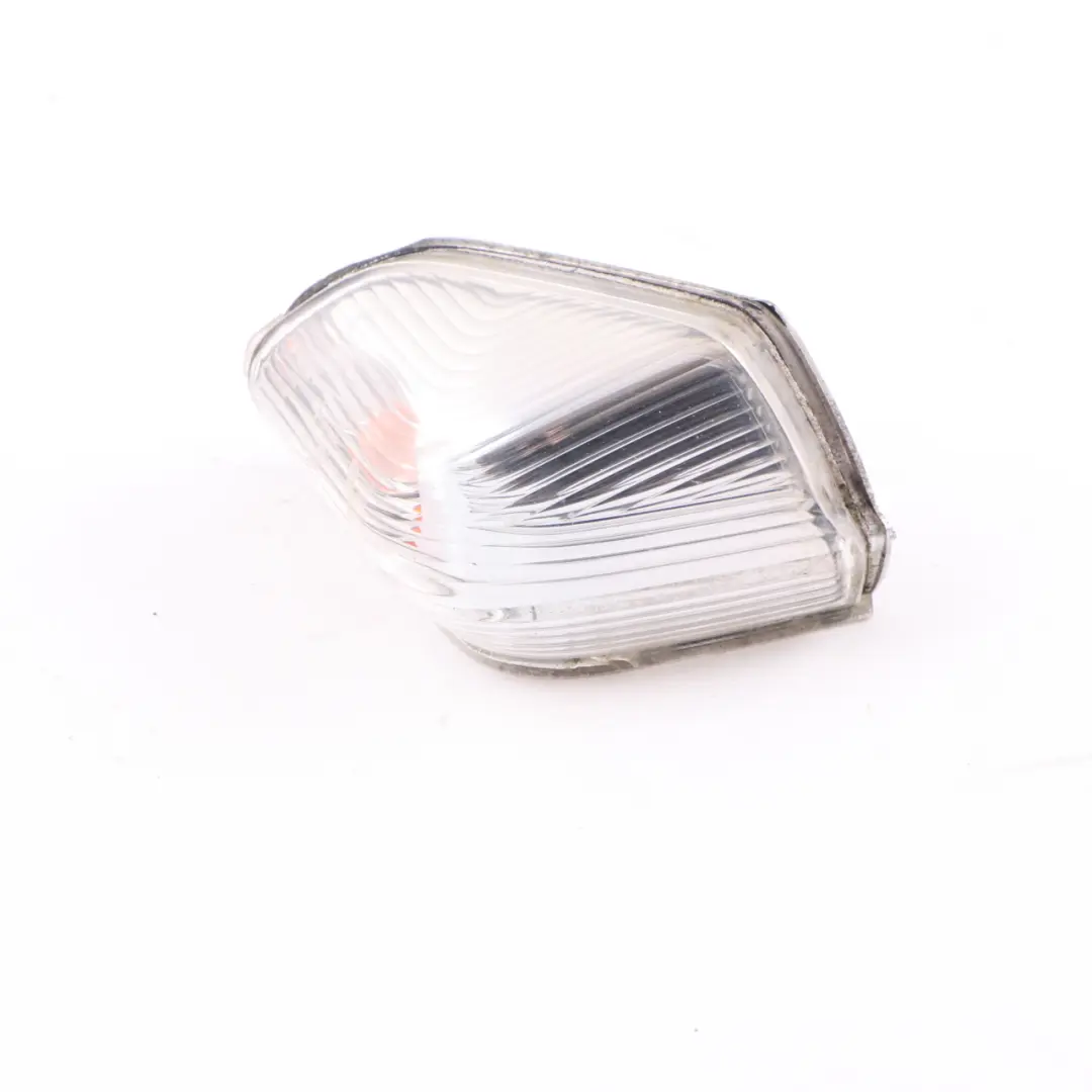 Specchio d'ala Indicatore di direzione destro per Mercedes Sprinter W906 con numero di parte A0018229220 Mercedes Sprinter W906 Specchio d'ala Indicatore di direzione destro - SKU A0018229220 - Numero di parte A0018229220