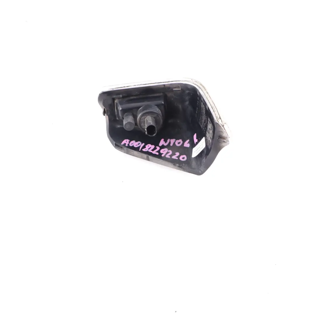 Mercedes Sprinter W906 Wing Mirror Turn Indicator Lamp Right O/S - SKU A0018229220 - Part number A0018229220