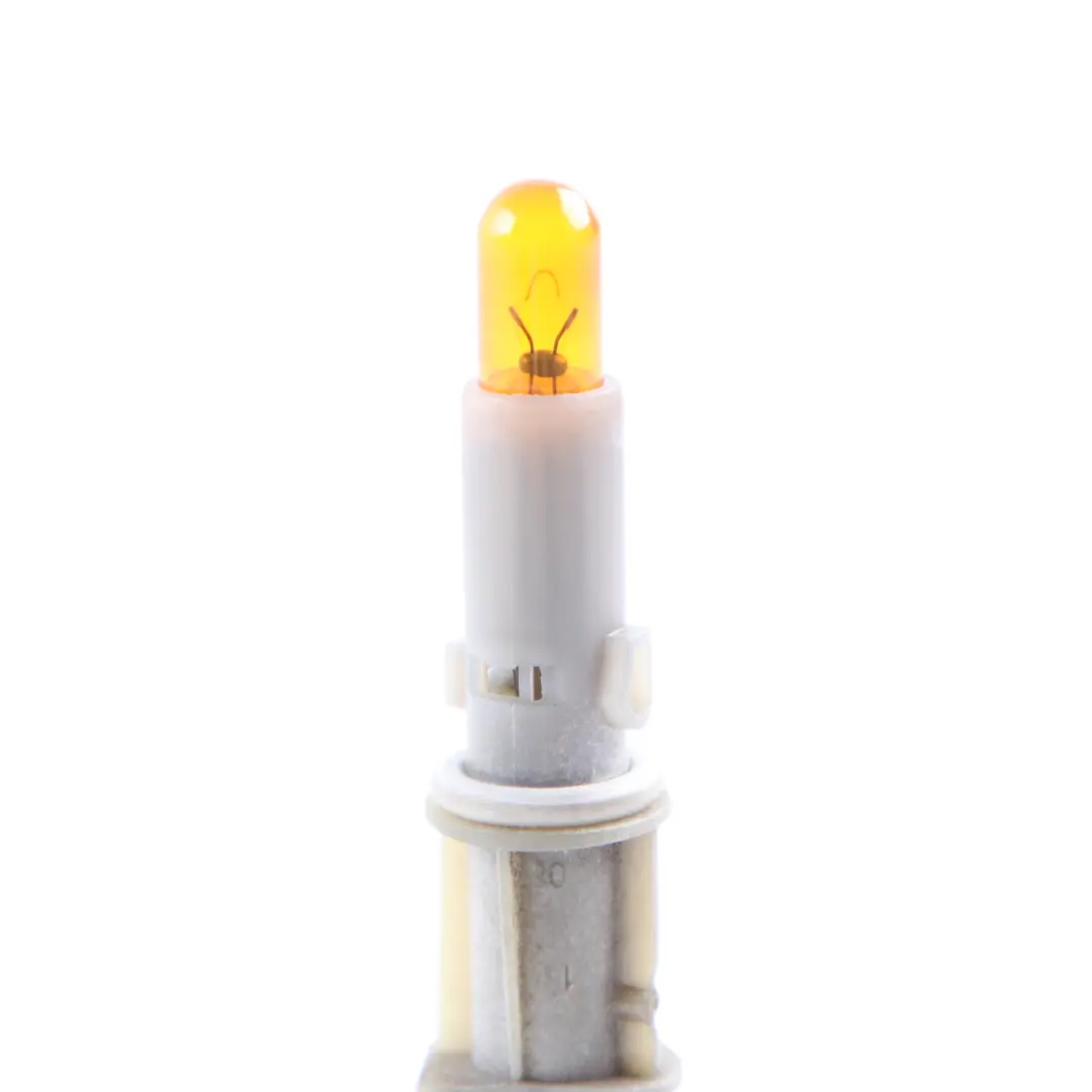 Front Headlight Blinker Turn Indicator Bulb Socket to Mercedes ML W164 with Part number A0018260062 Mercedes ML W164 Front Headlight Blinker Turn Indicator Bulb Socket - SKU A0018260062 - Part number A0018260062