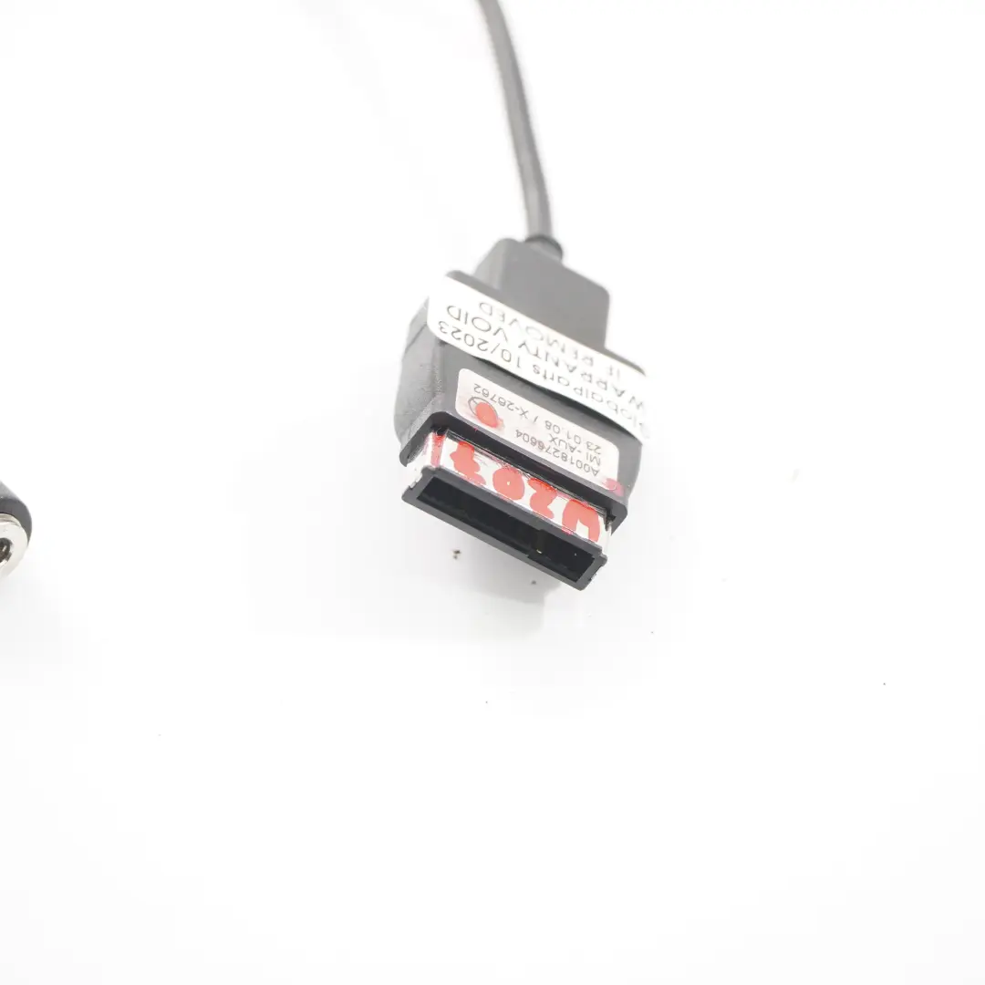 W207 Cavo interfaccia multimediale connessione AUX filo per Mercedes con numero di parte A0018276604 Mercedes W207 Cavo interfaccia multimediale connessione AUX filo - SKU A0018276604 - Numero di parte A0018276604