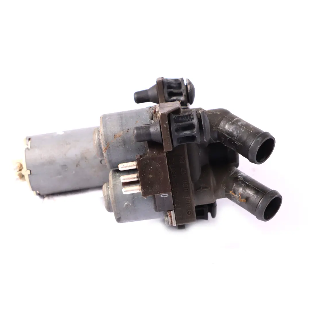 Valve chauffage Mercedes S124 Pompe à eau recirculation Double valve pour à propos du numéro de pièce A0018303784 Valve chauffage Mercedes S124 Pompe à eau recirculation Double valve - SKU A0018303784 - Numéro de pièce A0018303784