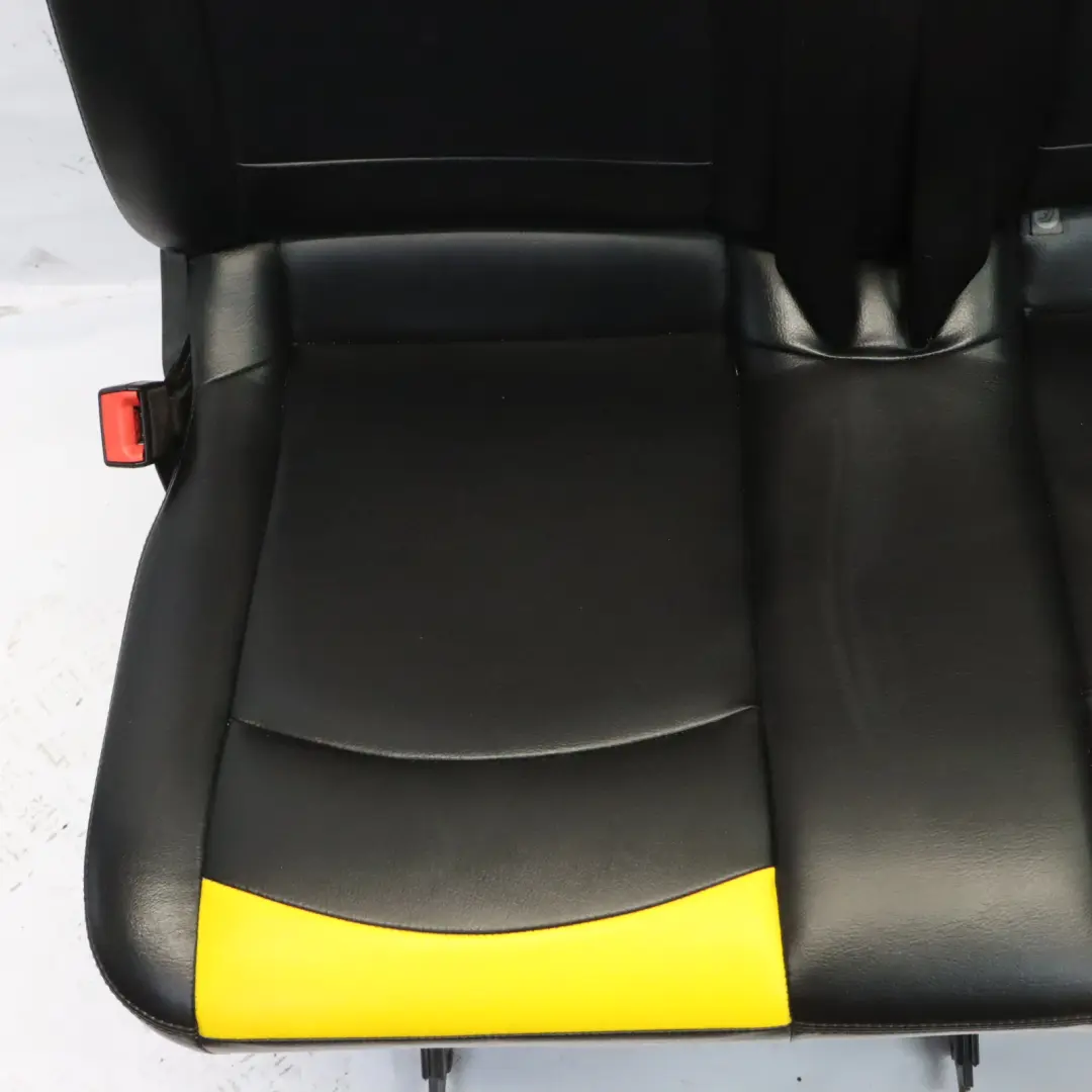 Trzeci Rząd Siedzeń Tył Taxi do Mercedes Vito W639 o numerze A0019501031 Mercedes Vito W639 Trzeci Rząd Siedzeń Tył Taxi - SKU A0019501031 - Numer Części A0019501031