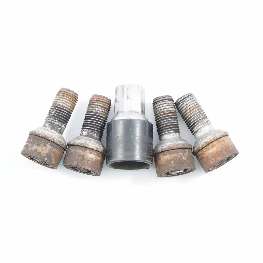 Radschrauben Hinten Vorne Box Set für Mercedes W176 W204 W205 W212 mit Teilenummer A0019901607 Mercedes W176 W204 W205 W212 Radschrauben Hinten Vorne Box Set - SKU A0019901607 - Teilenummer A0019901607