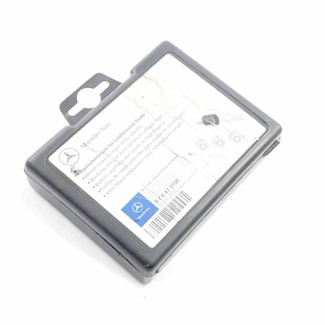 Mercedes W176 W204 W205 Pernos de rueda trasera delantera Caja Set - SKU A0019901607 - Número de pieza A0019901607