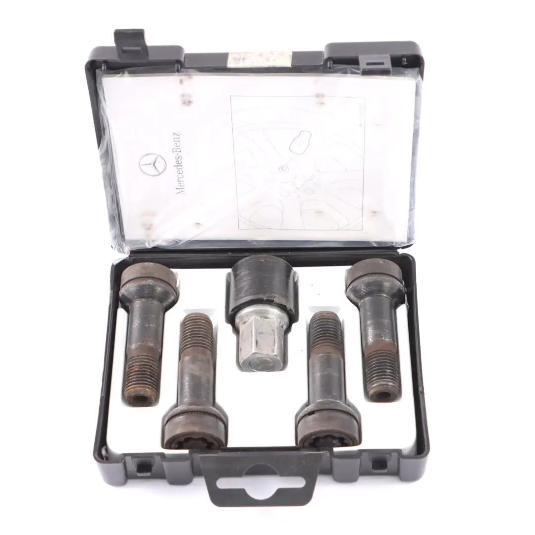 Antirrobo Pernos Mercedes X253 W204 W213 Rueda Seguro Pernos Set para con número de pieza A0019901707 Antirrobo Pernos Mercedes X253 W204 W213 Rueda Seguro Pernos Set - SKU A0019901707 - Número de pieza A0019901707