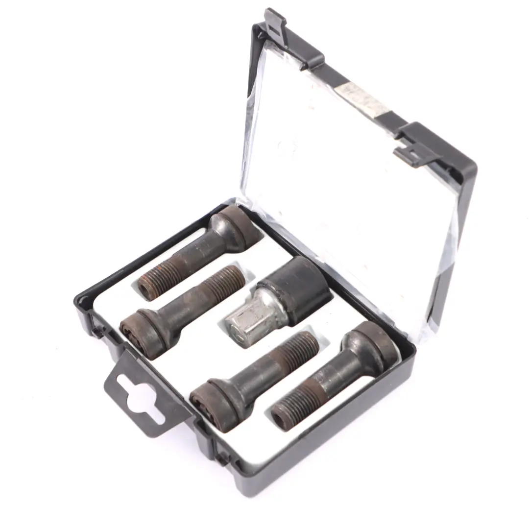Bulloni antifurto Mercedes X253 W204 W213 Set di bulloni sicurezza della ruota per con numero di parte A0019901707 Bulloni antifurto Mercedes X253 W204 W213 Set di bulloni sicurezza della ruota - SKU A0019901707 - Numero di parte A0019901707