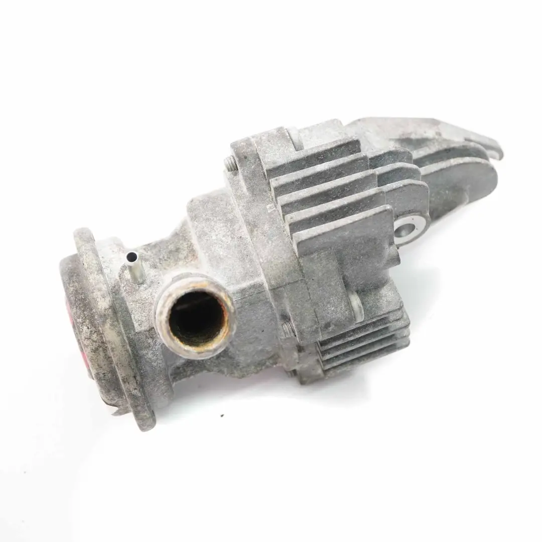Soupape EGR Mercedes W169 W245 M266 Recirculation gaz d'échappement pour à propos du numéro de pièce A0021407660 Soupape EGR Mercedes W169 W245 M266 Recirculation gaz d'échappement - SKU A0021407660 - Numéro de pièce A0021407660