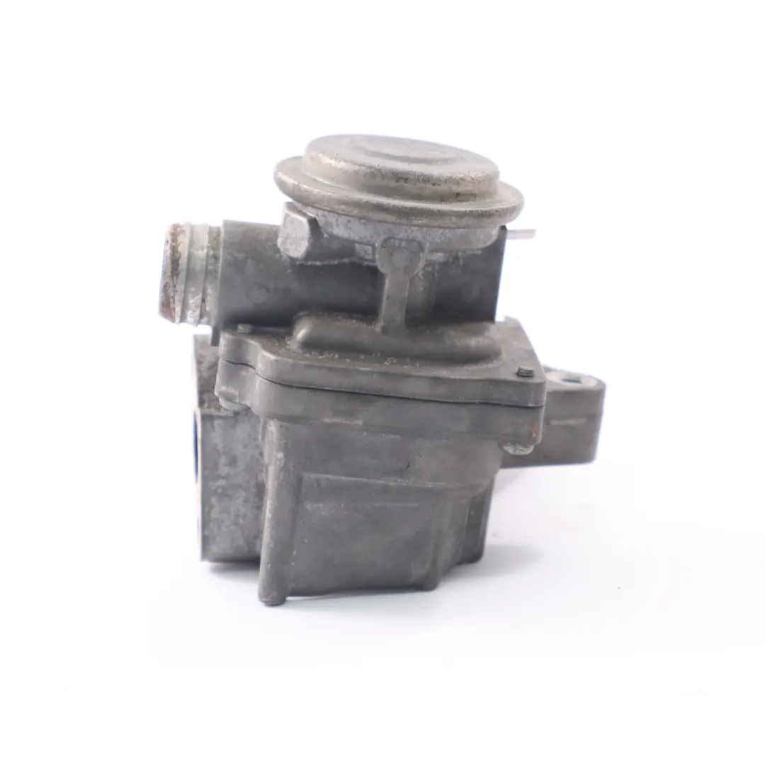M271 Benzin Abgasrückführung AGR Ventil für Mercedes W204 mit Teilenummer A0021409060 Mercedes W204 M271 Benzin Abgasrückführung AGR Ventil - SKU A0021409060 - Teilenummer A0021409060