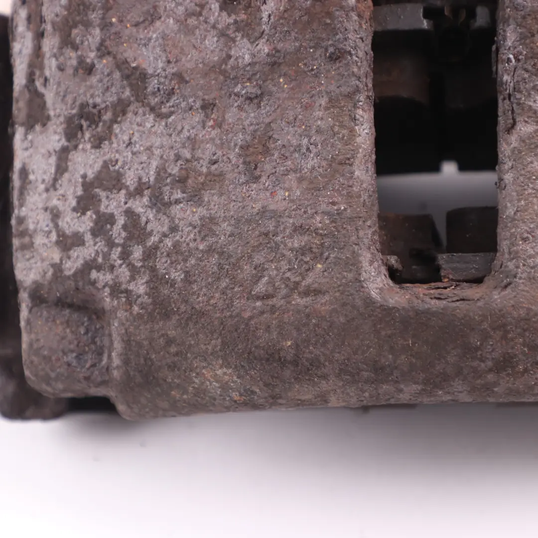 W901 W903 Étrier De Frein Avant Gauche Unité Roue pour Mercedes Sprinter à propos du numéro de pièce A0024206183 Mercedes Sprinter W901 W903 Étrier De Frein Avant Gauche Unité Roue - SKU A0024206183 - Numéro de pièce A0024206183