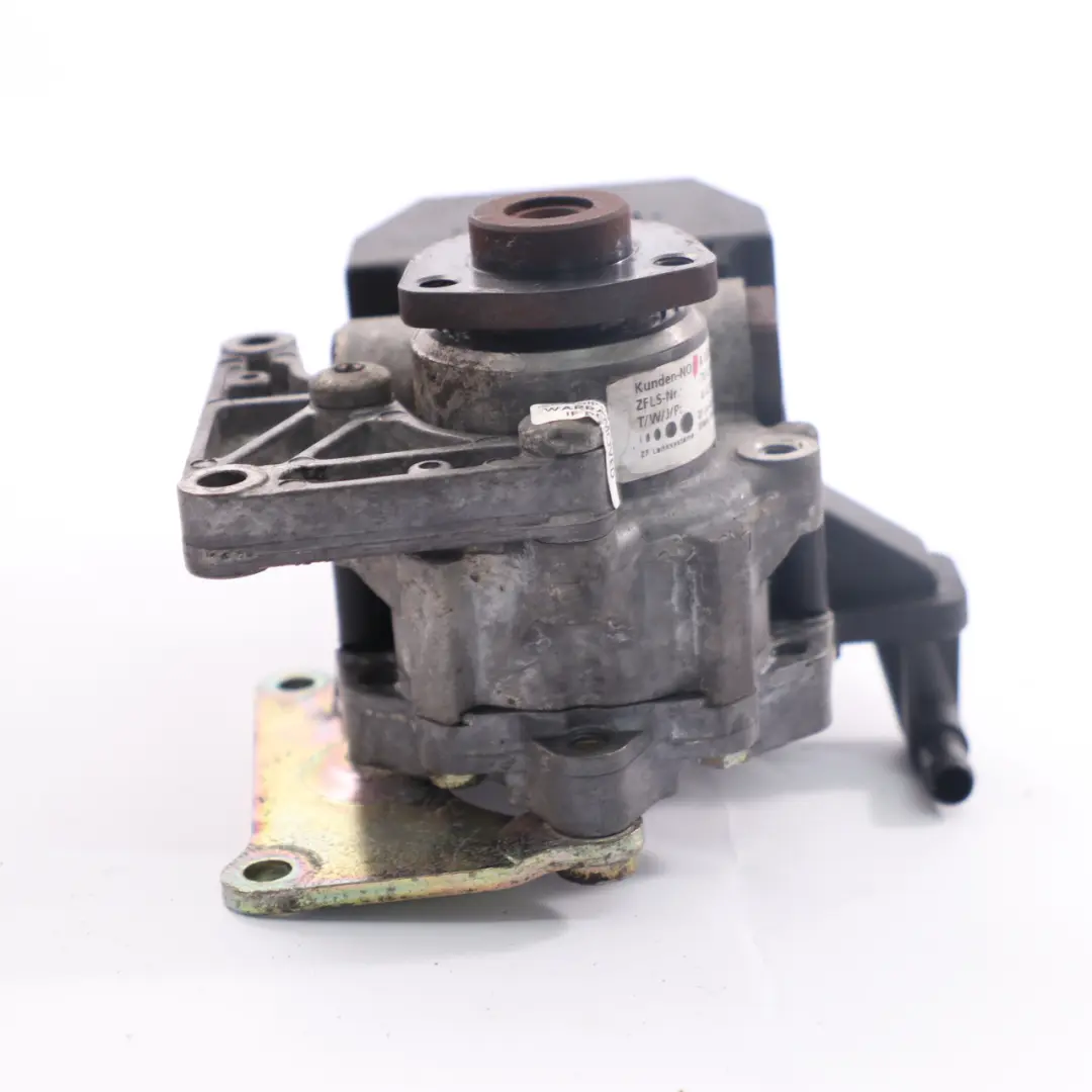 W903 OM602 Bomba Dirección Asistida Depósito Líquido para Mercedes con número de pieza A0024662801 Mercedes W903 OM602 Bomba Dirección Asistida Depósito Líquido - SKU A0024662801 - Número de pieza A0024662801