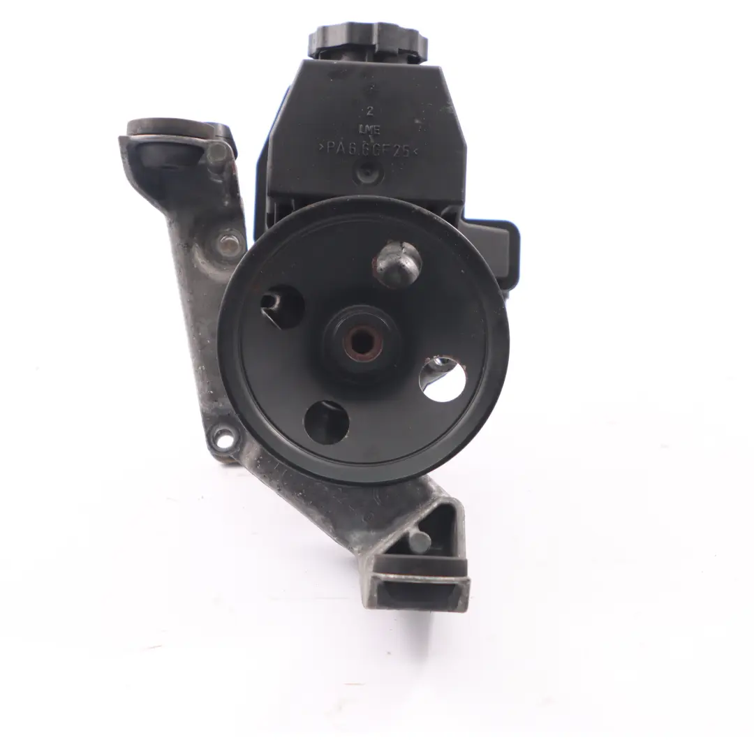 Mercedes W203 W208 M111 Petrol Power Steering Hydraulic Pump - SKU A0024668401-1 - Part number A0024668401