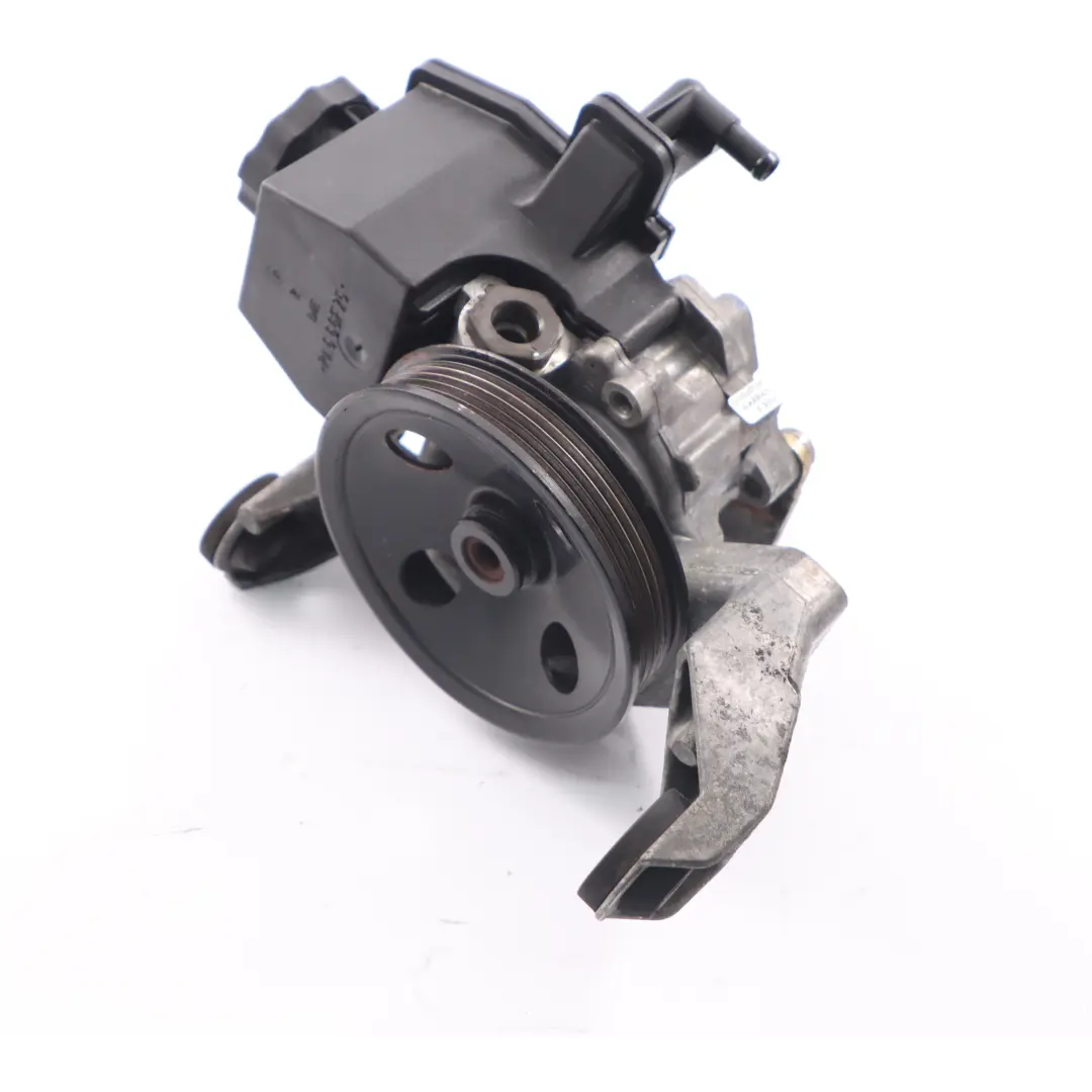 Mercedes W203 W208 M111 Pompe Direction Assistee Essence - SKU A0024668401-1 - Numéro de pièce A0024668401