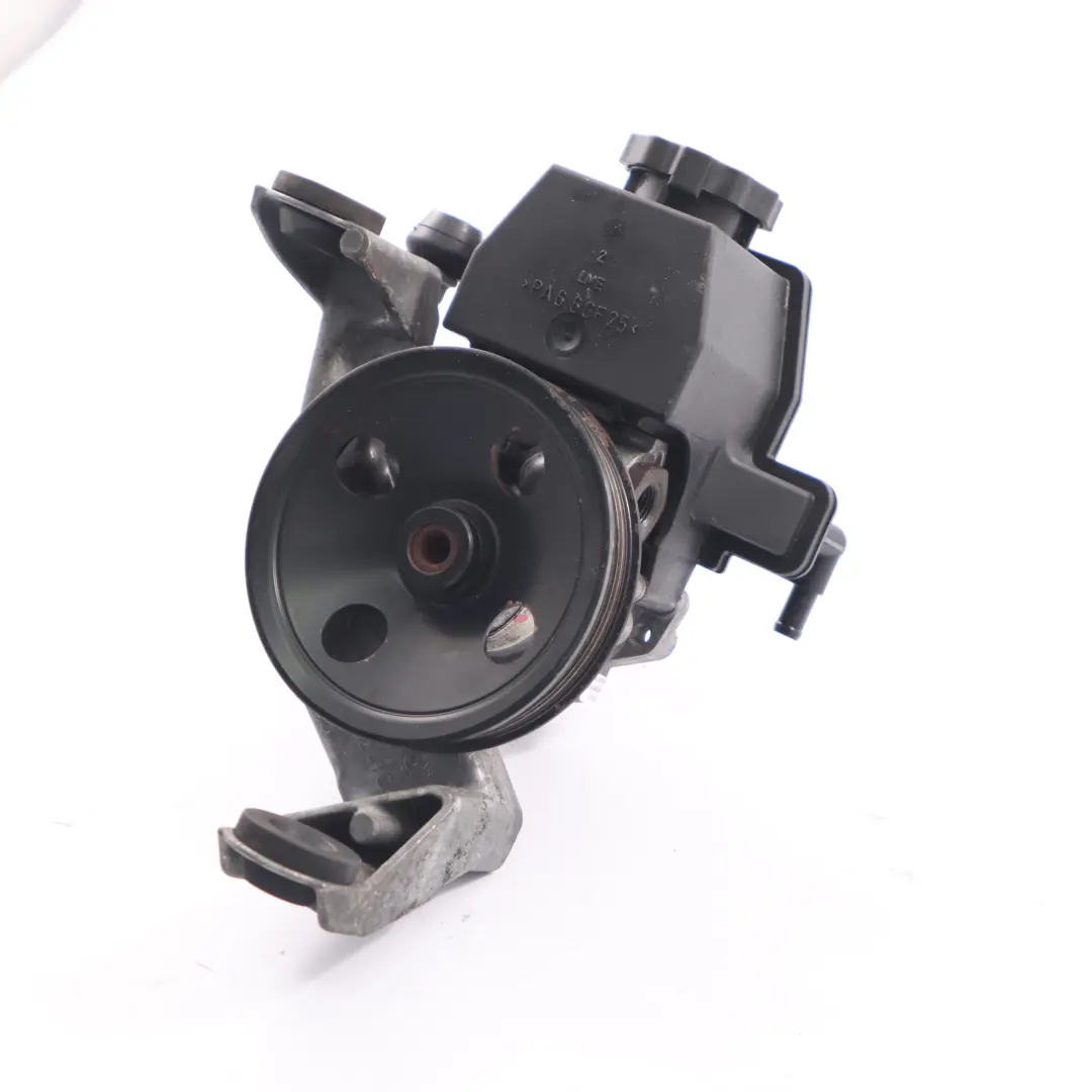 Mercedes W203 W208 M111 Pompe Direction Assistee Essence - SKU A0024668401-1 - Numéro de pièce A0024668401