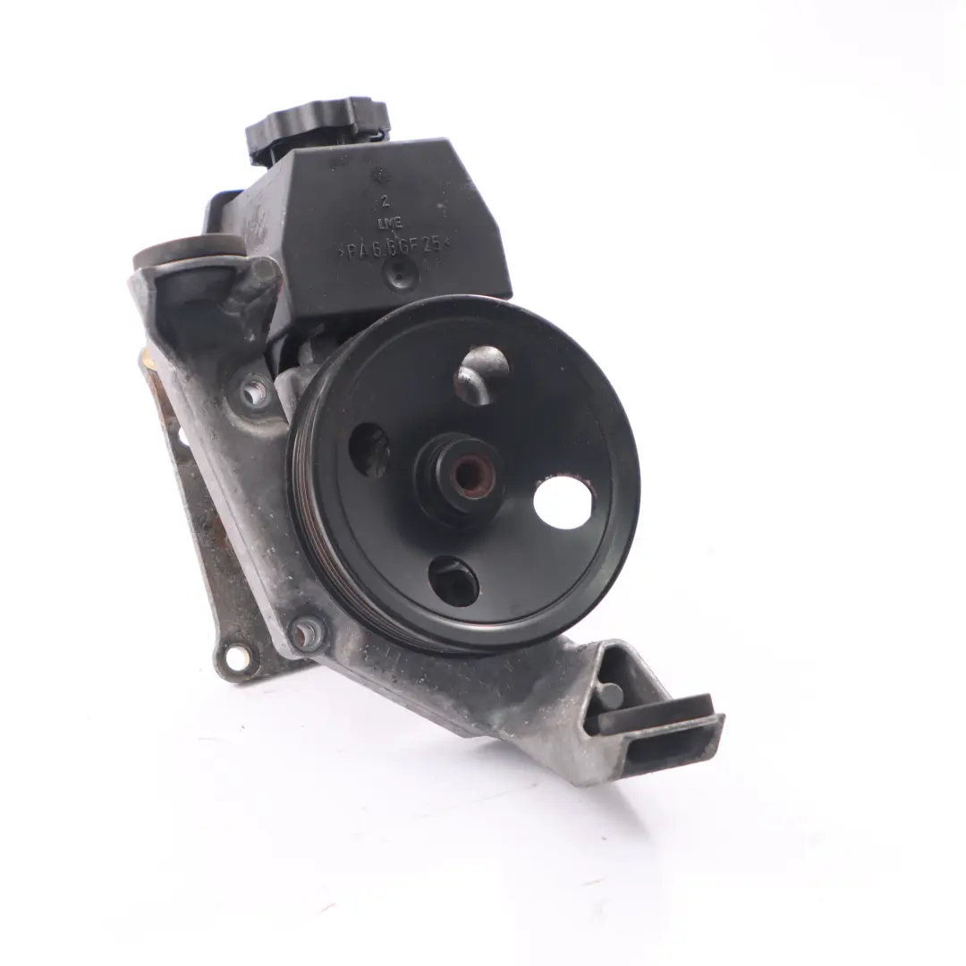 Mercedes W203 W208 M111 Pompe Direction Assistee Essence - SKU A0024668401-1 - Numéro de pièce A0024668401