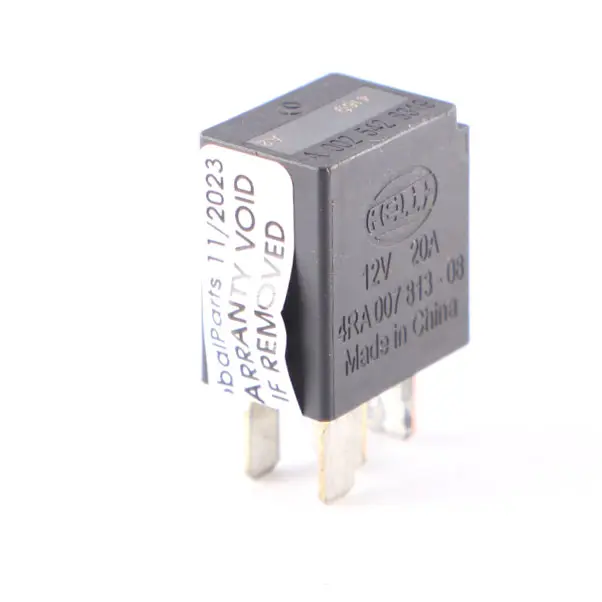 Mercedes W176 W204 C207 W212 C218 W246 Relais 4-Pin Noir Hella 12V - SKU A0025428319 - Numéro de pièce A0025428319