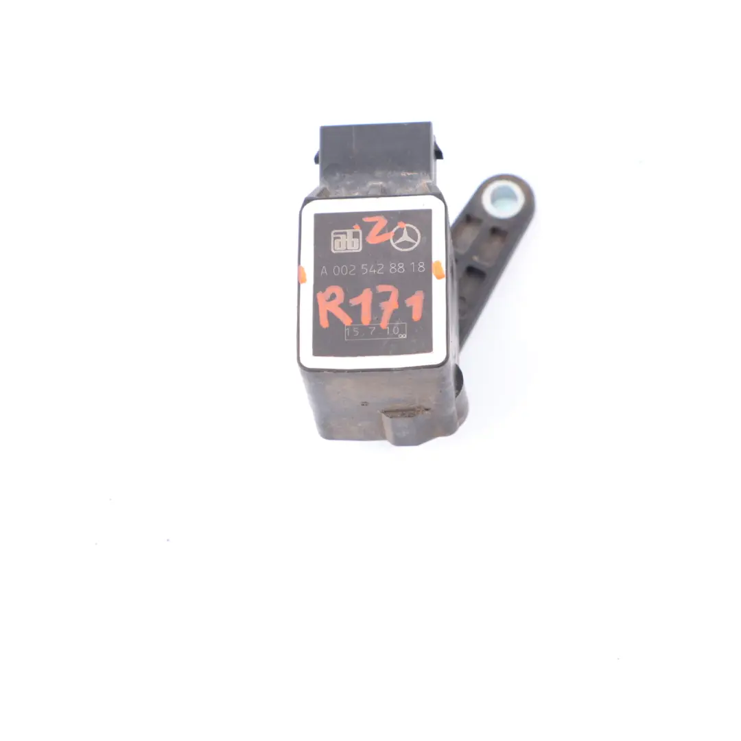 Leveling Module Mercedes R171 Headlight Level Sensor Bi-Xenon Unit to with Part number A0025428818 Leveling Module Mercedes R171 Headlight Level Sensor Bi-Xenon Unit - SKU A0025428818 - Part number A0025428818