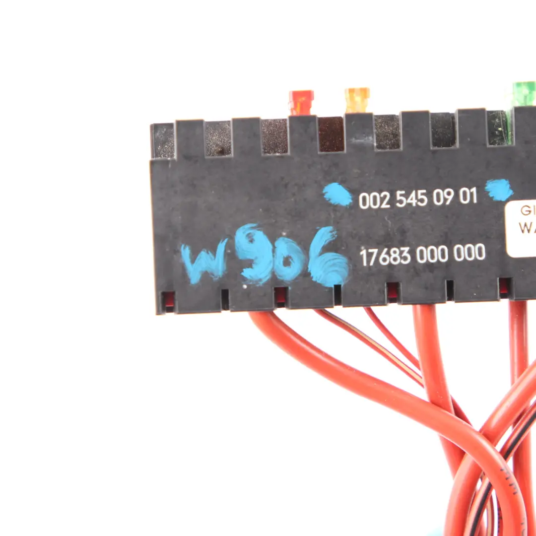 Sicherungshalter Mercedes W169 W245 W906 Elektrischer Sicherungskasten Halterung für mit Teilenummer A0025450901 Sicherungshalter Mercedes W169 W245 W906 Elektrischer Sicherungskasten Halterung - SKU A0025450901 - Teilenummer A0025450901