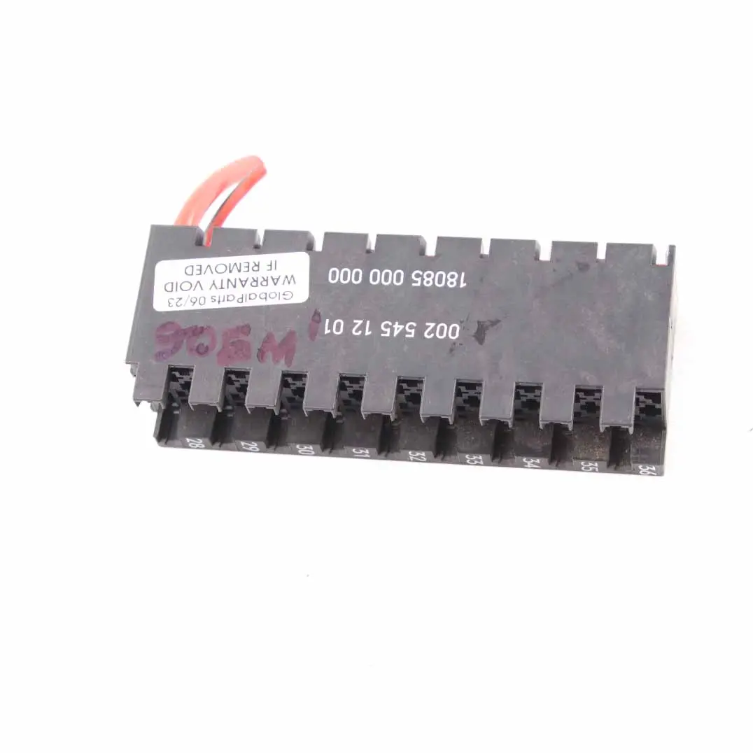 Caja de fusibles para Mercedes W169 W245 W906 con número de pieza A0025451201 Mercedes W169 W245 W906 Caja de fusibles - SKU A0025451201 - Número de pieza A0025451201