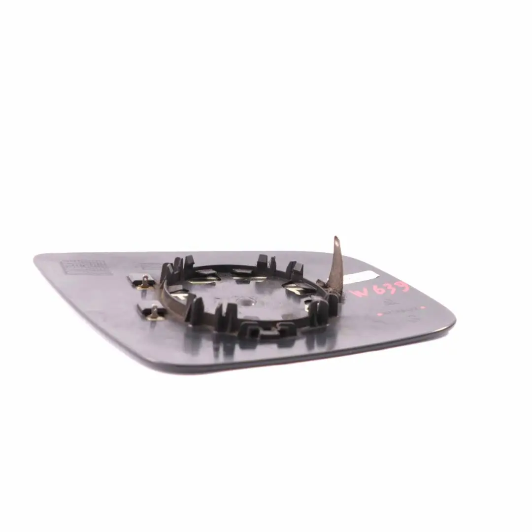 Rétroviseur extérieur gauche chauffant pour Mercedes Vito W639 à propos du numéro de pièce A0028114133 Mercedes Vito W639 Rétroviseur extérieur gauche chauffant - SKU A0028114133 - Numéro de pièce A0028114133