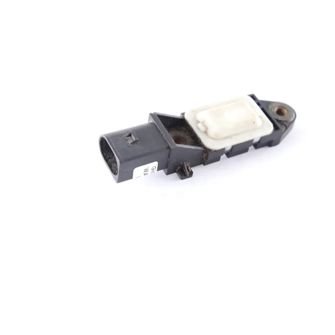 Crash Sensor Air Bag Impact Module Control Unit to Mercedes SLK R171 with Part number A0028201326 Mercedes SLK R171 Crash Sensor Air Bag Impact Module Control Unit - SKU A0028201326 - Part number A0028201326