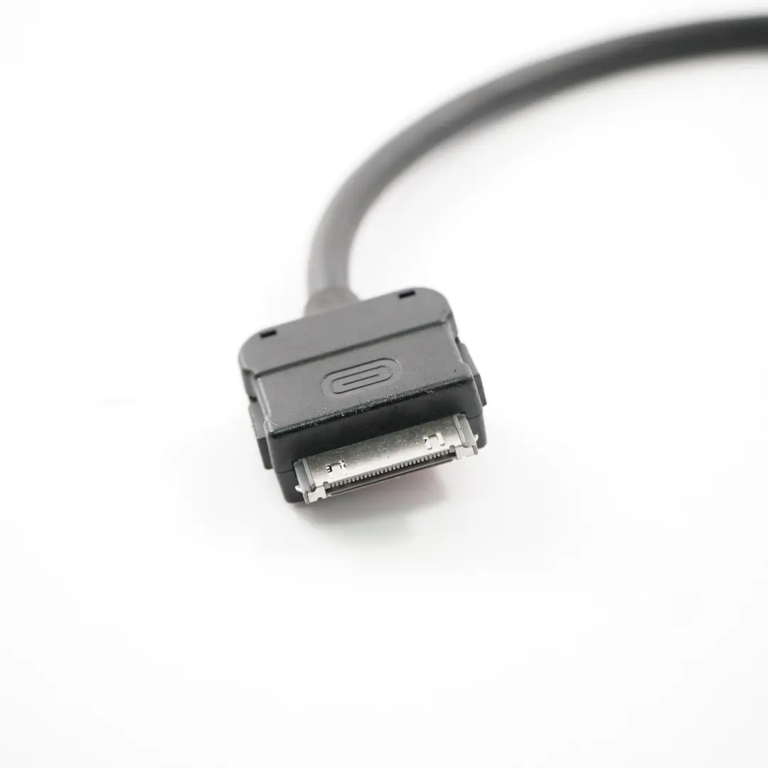 Mercedes W204 Cavo porta USB Cavo interfaccia multimediale MI2-Ipod - SKU A0028272104-1 - Numero di parte A0028272104