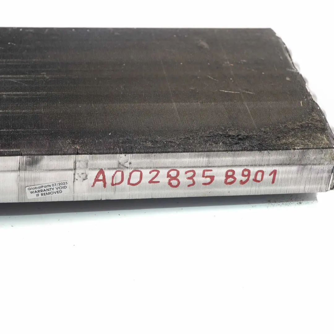 Intercambiador de calor Mercedes W901 W903 Radiador Matrix para con número de pieza A0028358901 Intercambiador de calor Mercedes W901 W903 Radiador Matrix - SKU A0028358901 - Número de pieza A0028358901