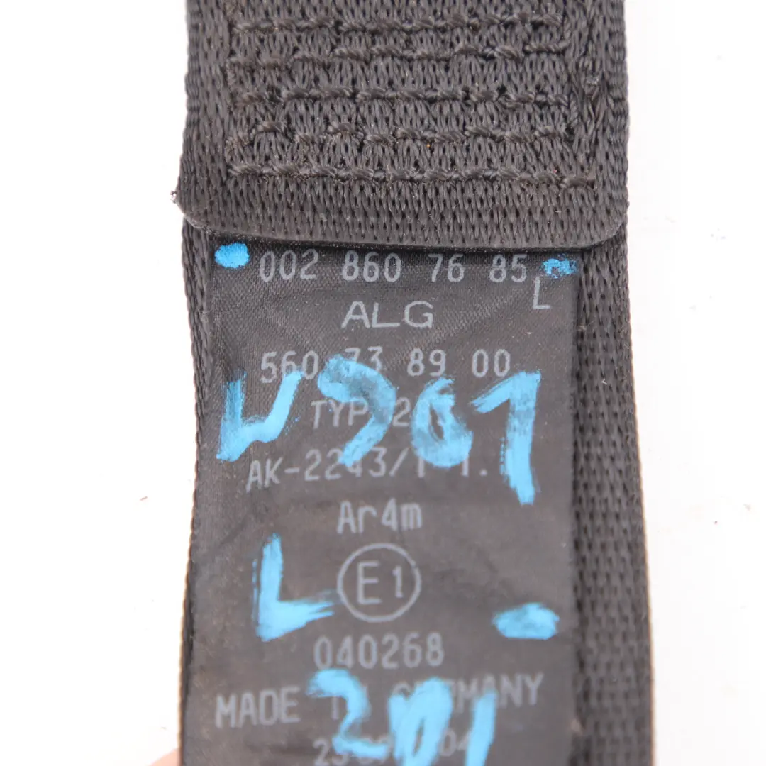 W901 W903 Ceinture de Sécurité Saloon Avant Gauche Noir pour Mercedes à propos du numéro de pièce A0028607685 Mercedes W901 W903 Ceinture de Sécurité Saloon Avant Gauche Noir - SKU A0028607685 - Numéro de pièce A0028607685