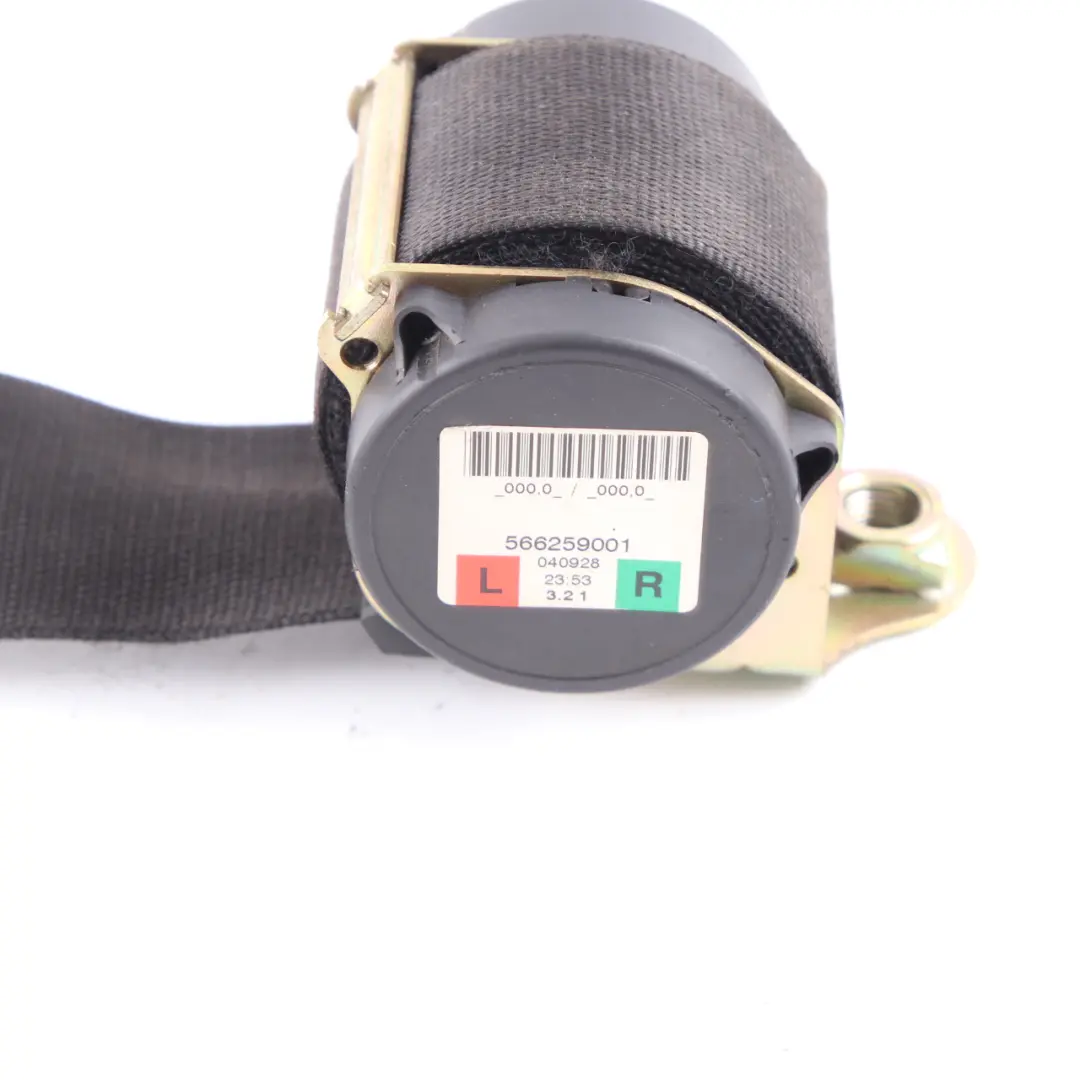 Mercedes Sprinter W901 Seat Belt Front Right Safety Belt Black - SKU A0028607785 - Numéro de pièce A0028607785