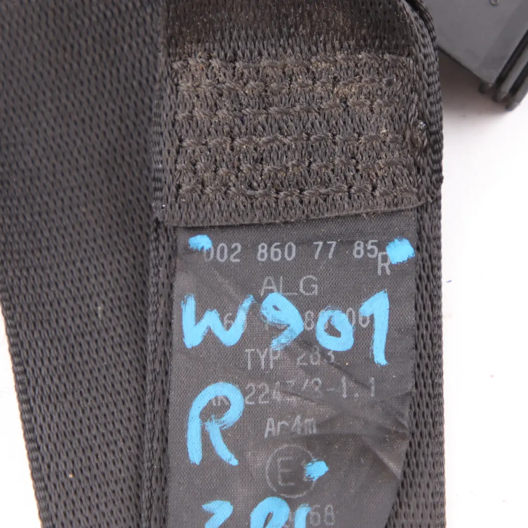 Mercedes Sprinter W901 Seat Belt Front Right Safety Belt Black - SKU A0028607785 - Numéro de pièce A0028607785