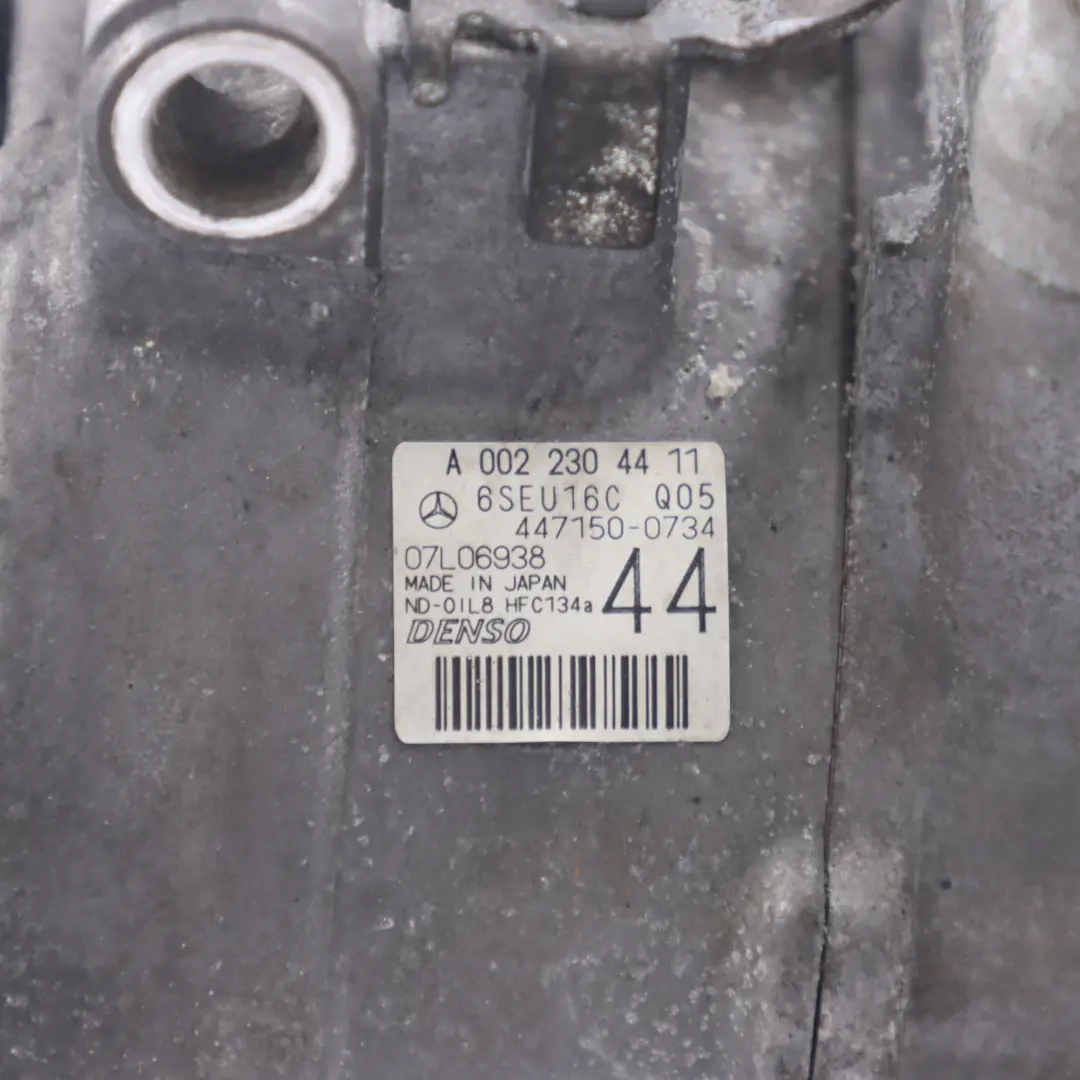 Compressore aria condizionata Mercedes W204 W212 M271 OM651 A/C Pump A0022304411 - SKU A0032304811 - Numero di parte A0032304811