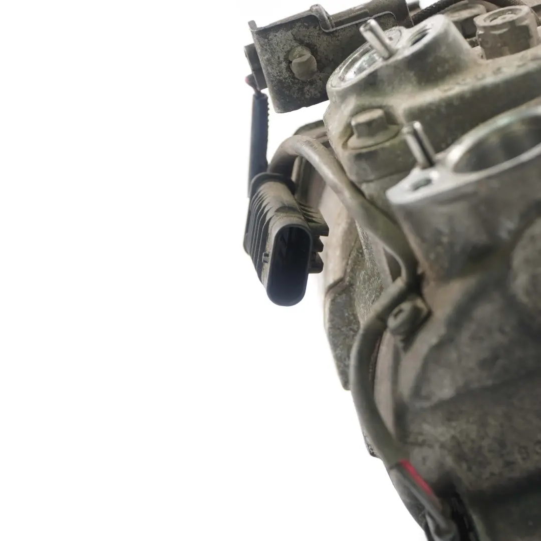 Condizionata OM646 A/C per Mercedes W221 Compressore Aria con numero di parte A0032308411 Mercedes W221 Compressore Aria Condizionata OM646 A/C - SKU A0032308411 - Numero di parte A0032308411