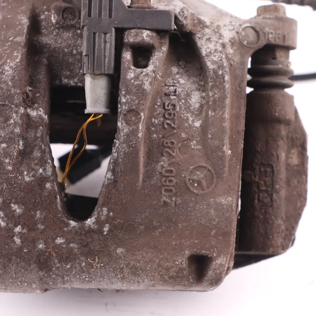 Brake Caliper Front Left N/S Bosch Wheel Brake to Mercedes W211 with Part number A0034200183 Mercedes W211 Brake Caliper Front Left N/S Bosch Wheel Brake - SKU A0034200183 - Part number A0034200183