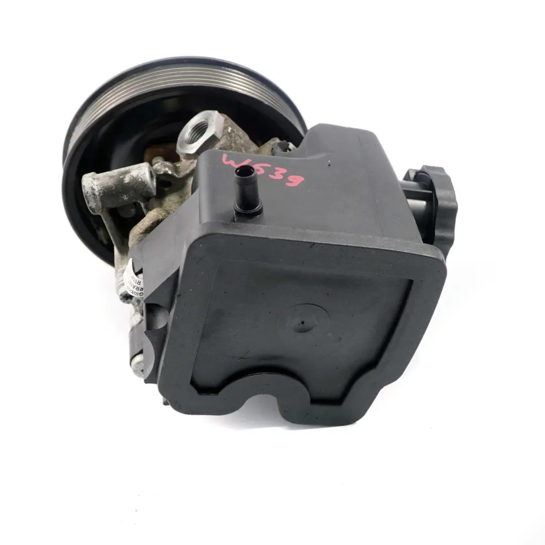 Mercedes-Benz W639 OM646 Servolenkungpumpe Pumpe Diesel für mit Teilenummer A0034667101 Mercedes-Benz W639 OM646 Servolenkungpumpe Pumpe Diesel - SKU A0034667101 - Teilenummer A0034667101