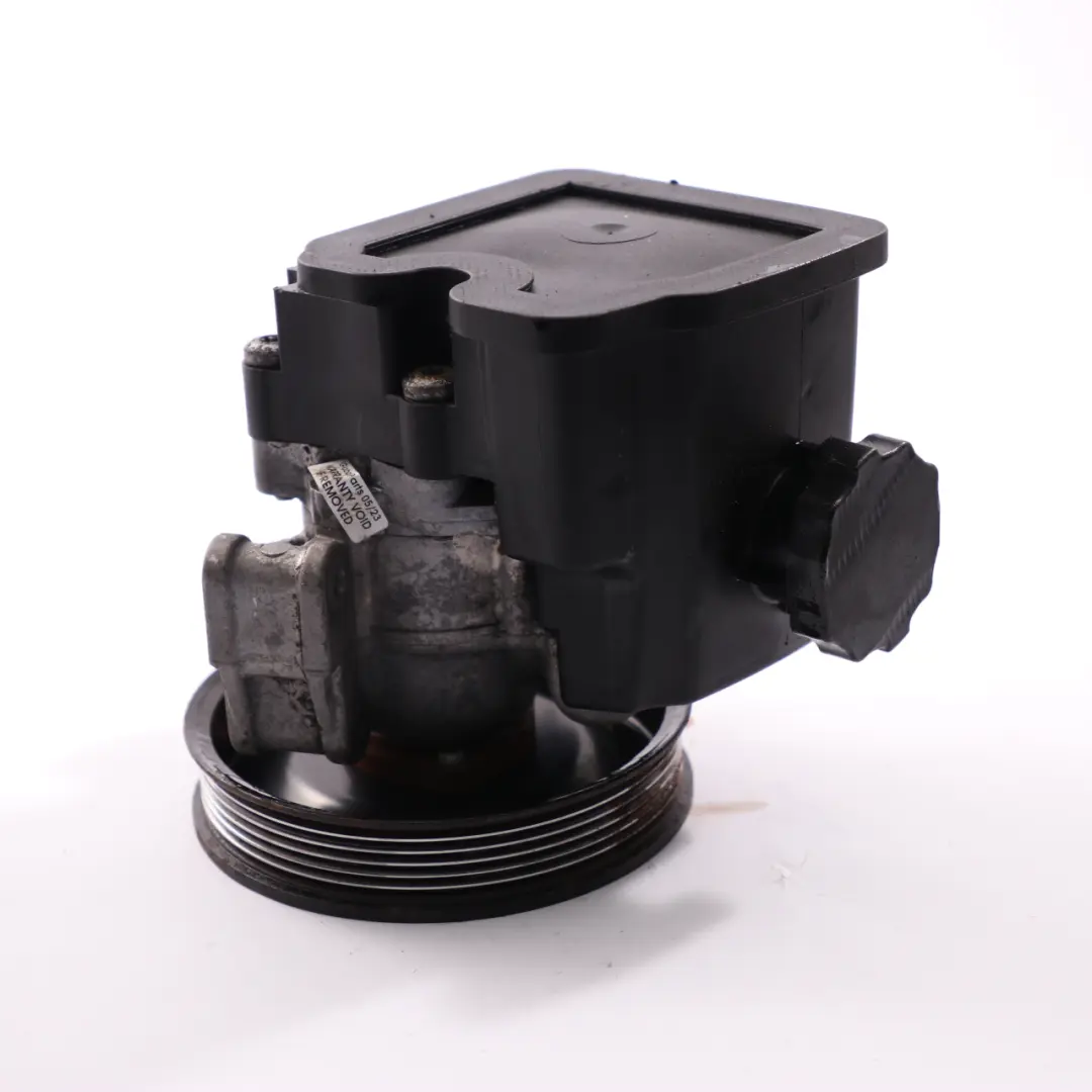 Steering Pump Mercedes W639 W906 OM646 Mechanical Oil Unit to Power with Part number A0034667201 Power Steering Pump Mercedes W639 W906 OM646 Mechanical Oil Unit - SKU A0034667201 - Part number A0034667201