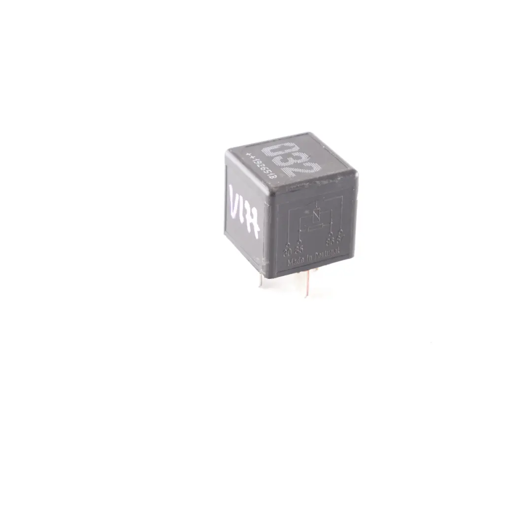Mercedes W176 W205 W213 W242 W447 W907 Relay 4-Pin Black Tyco Unit - SKU A0035420819 - Part number A0035420819