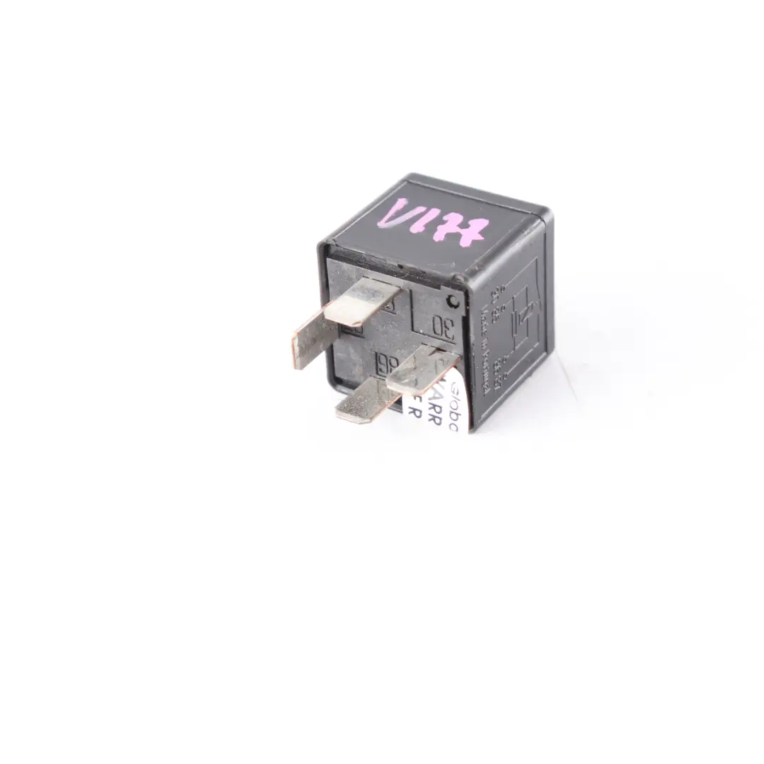 W907 Relay 4-Pin Black Tyco Unit to Mercedes W176 W205 W213 W242 W447 with Part number A0035420819 Mercedes W176 W205 W213 W242 W447 W907 Relay 4-Pin Black Tyco Unit - SKU A0035420819 - Part number A0035420819