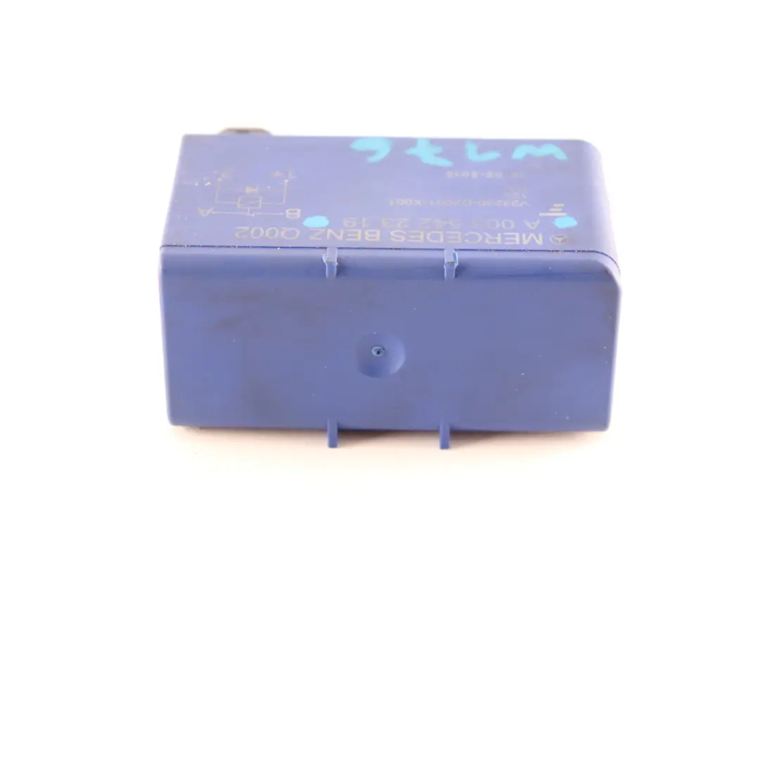 Decoupling 12V to Mercedes W176 W246 Relay Battery with Part number A0035422319 Mercedes W176 W246 Relay Battery Decoupling 12V - SKU A0035422319 - Part number A0035422319
