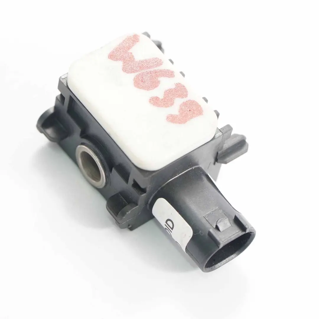 Crash Sensor Mercedes W164 W221 W639 W906 Unité de contrôle d'impact pour à propos du numéro de pièce A0038202826 Crash Sensor Mercedes W164 W221 W639 W906 Unité de contrôle d'impact - SKU A0038202826 - Numéro de pièce A0038202826