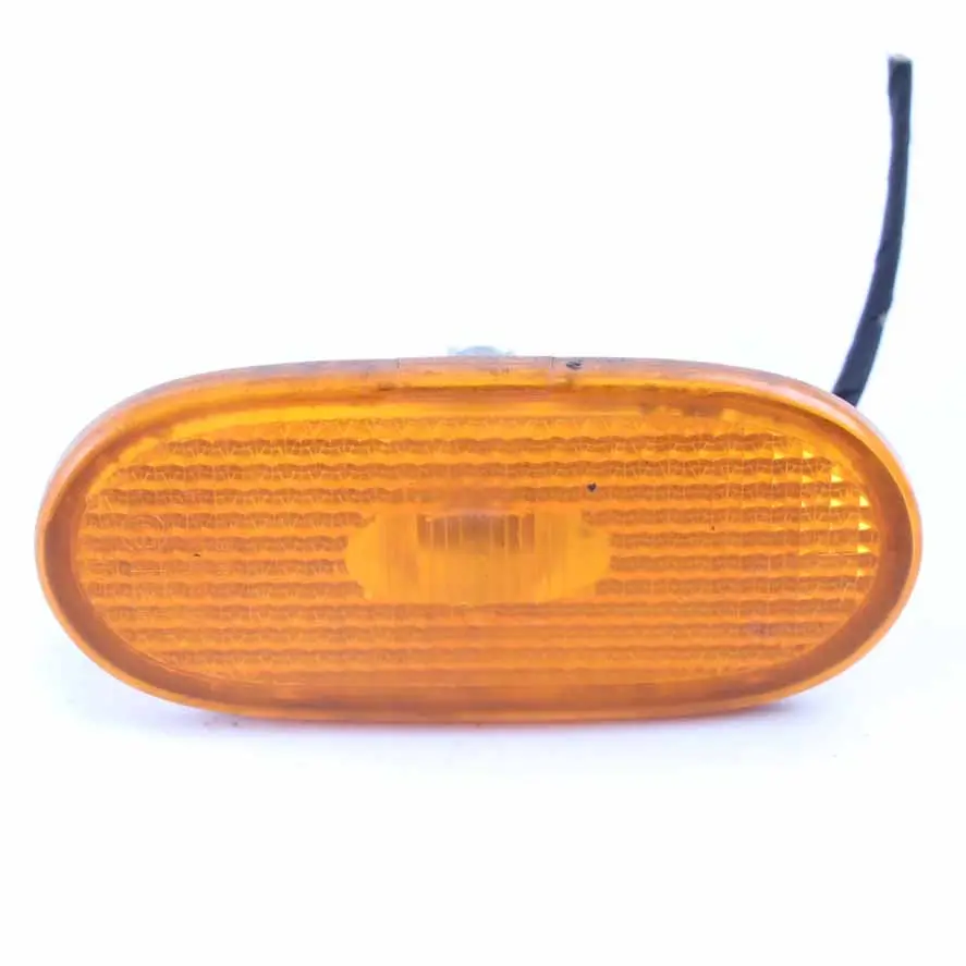 Światło Lampka Obrysowa do Mercedes W906 o numerze A0038202956 Mercedes W906 Światło Lampka Obrysowa - SKU A0038202956 - Numer Części A0038202956
