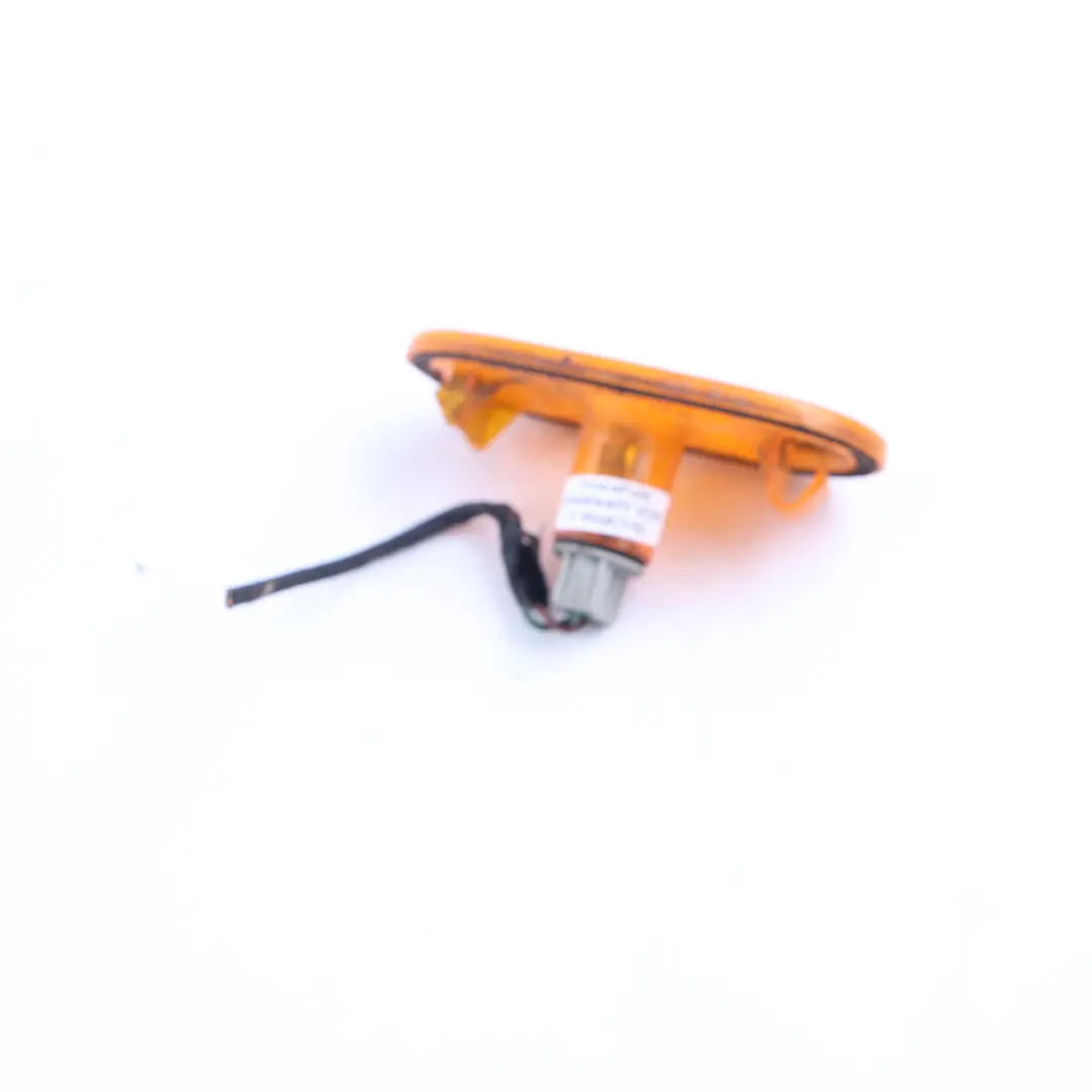 Position Seite Markierungsleuchte Lampe für Mercedes W906 mit Teilenummer A0038202956 Mercedes W906 Position Seite Markierungsleuchte Lampe - SKU A0038202956 - Teilenummer A0038202956