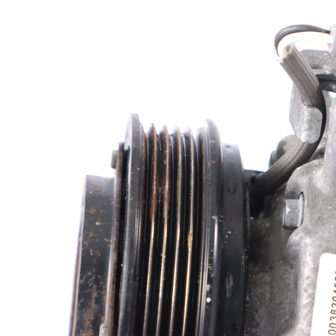 condizionata per Compressore Mercedes W176 W242 W246 Compressore aria con numero di parte A0038304560 Compressore Mercedes W176 W242 W246 Compressore aria condizionata - SKU A0038304560 - Numero di parte A0038304560