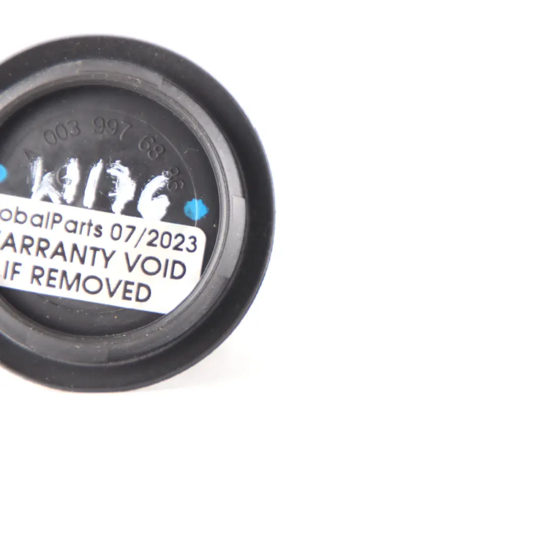 Mercedes W204 W212 W246 W639 W906 Couvercle Panneau Carrosserie - SKU A0039976886 - Numéro de pièce A0039976886